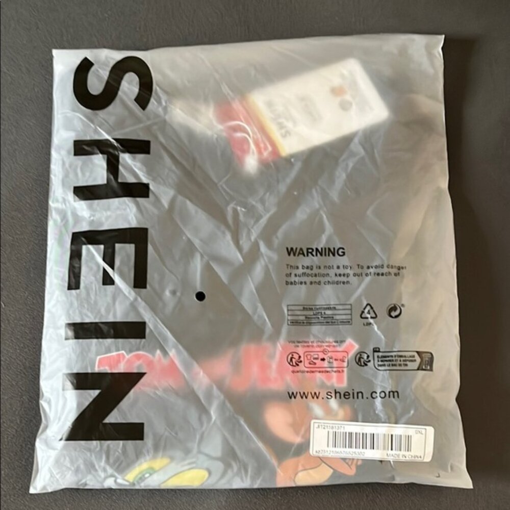 Shein Tom and Jerry Crop Top - Picture 5 of 5